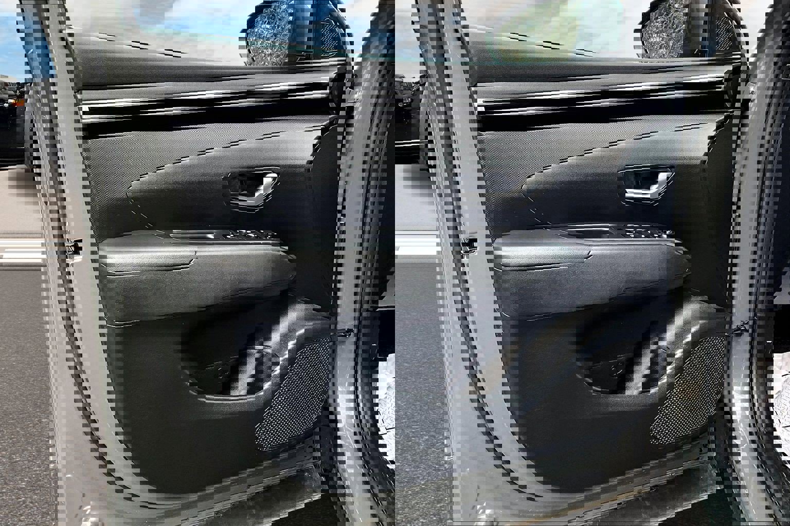 Used 2024 Hyundai Santa Cruz SEL w/ Activity Package image 13