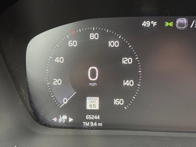 Used 2021 Volvo XC40 T5 Inscription w/ Protection Package image 23