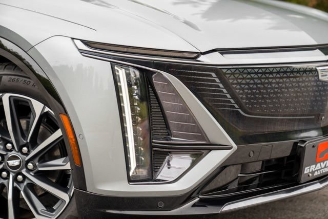 Used 2024 Cadillac Lyriq Sport w/ LPO, Floor Liner Package RWD image 8