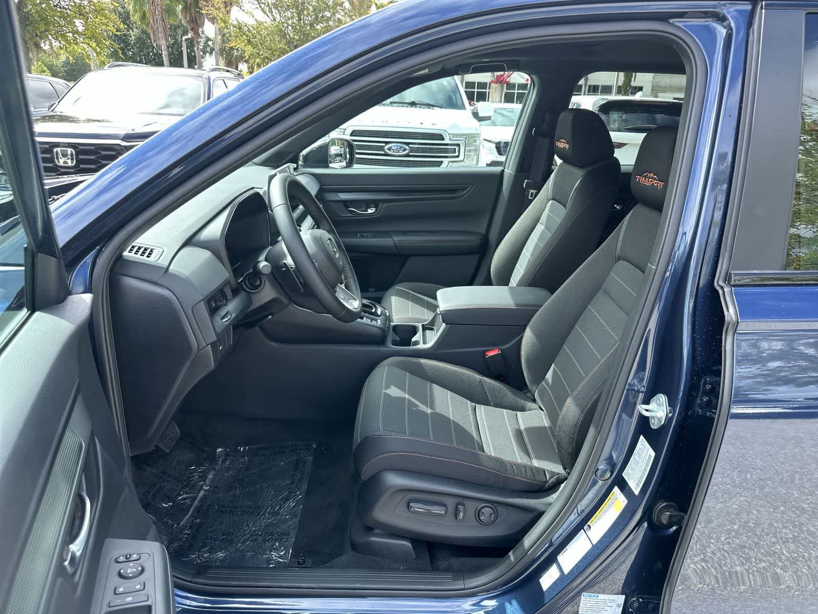 Used 2026 Honda CR-V TrailSport image 2