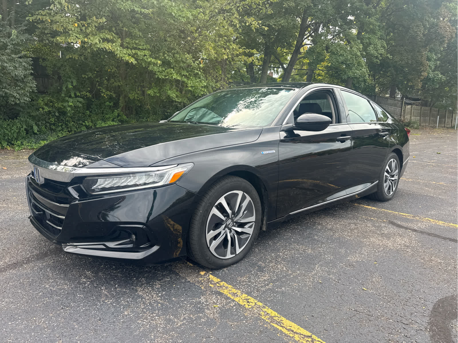 Used 2021 Honda Accord EX image 1