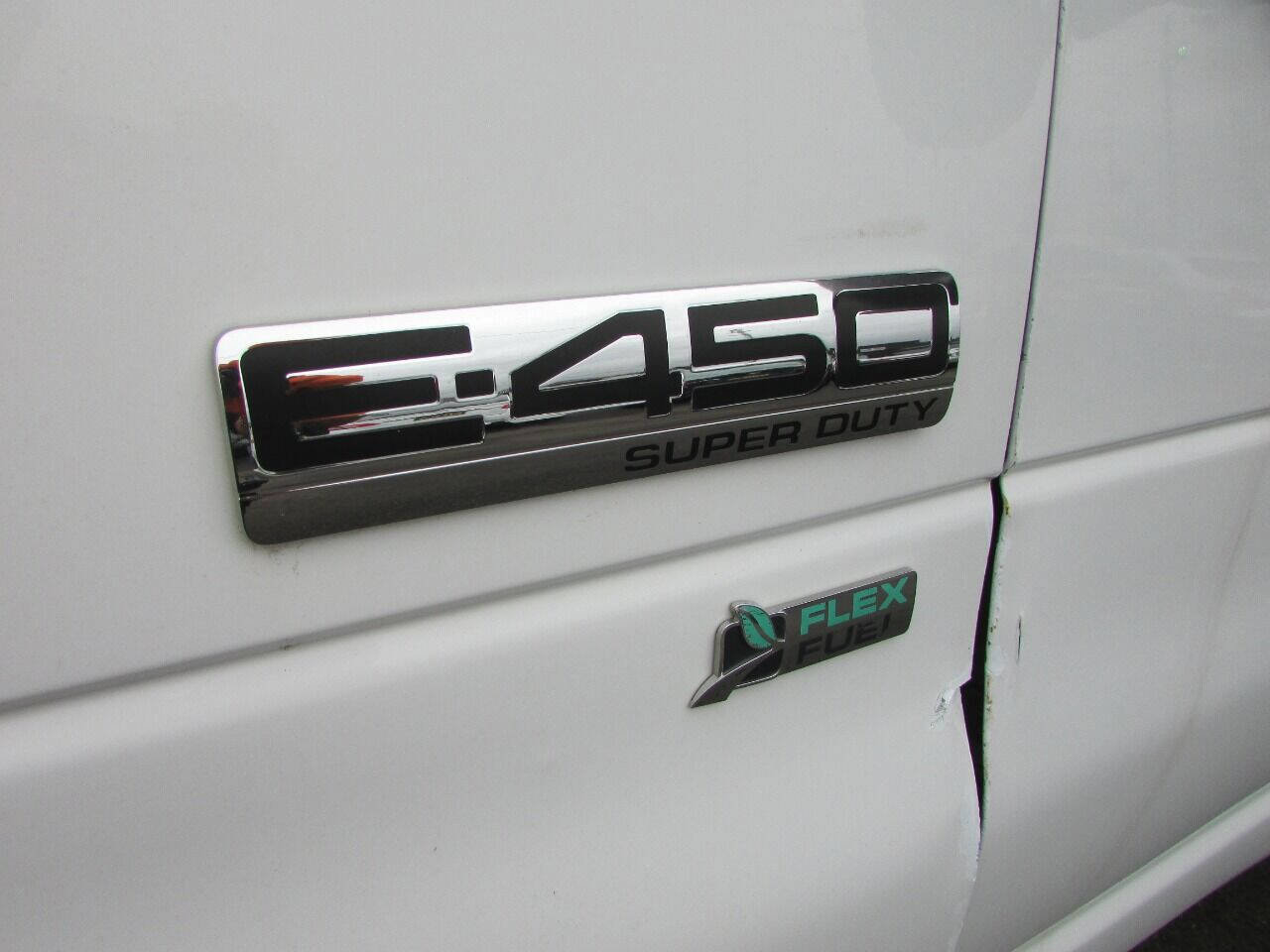 Used 2012 Ford E-450 and Econoline 450 Super Duty w/ PWR Locks & Windows Group image 27