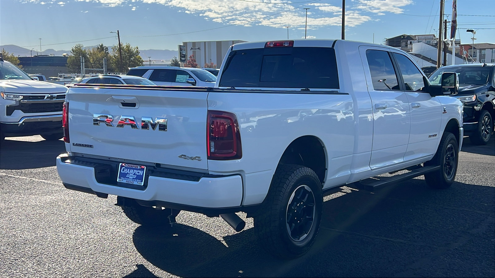 Used 2025 RAM 2500 Laramie AWD/4WD image 5
