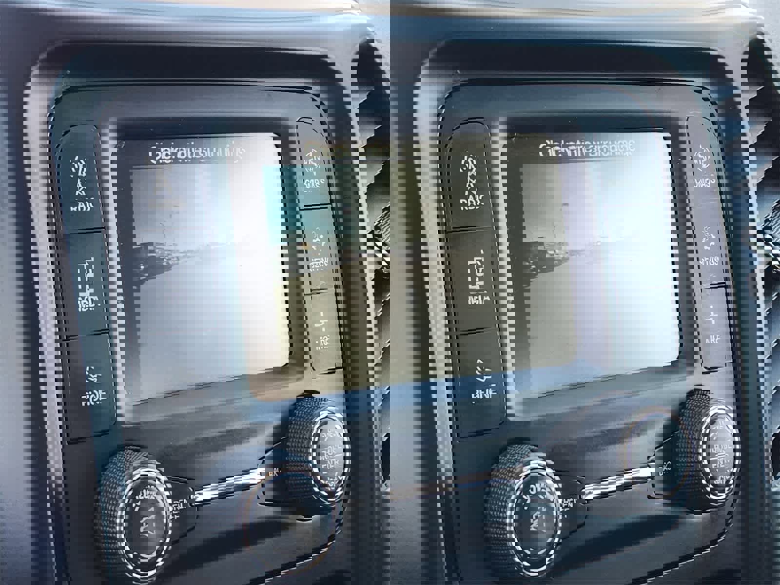 Used 2018 Jeep Cherokee Latitude image 20