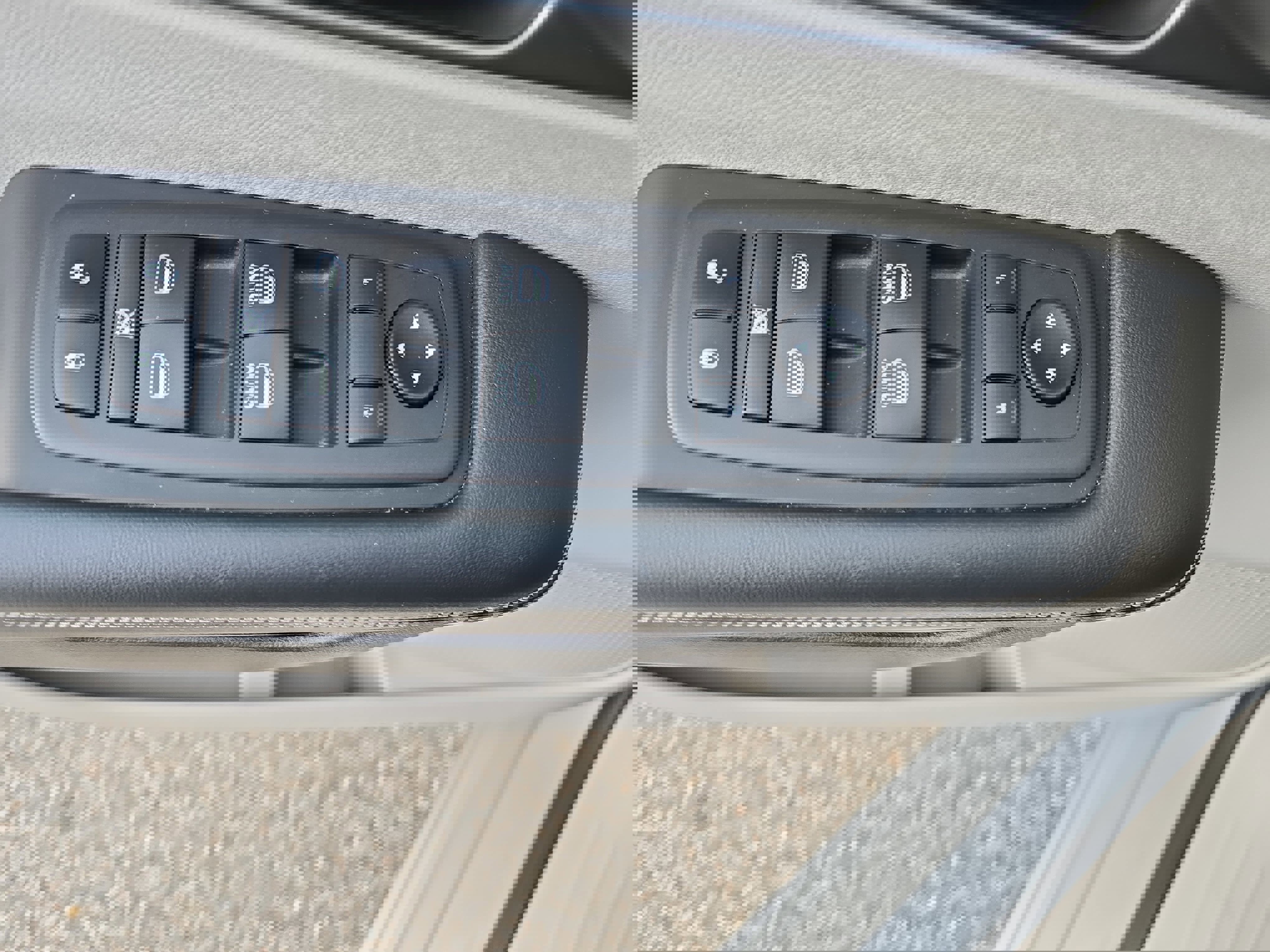 Used 2024 Chrysler Pacifica Touring-L image 26