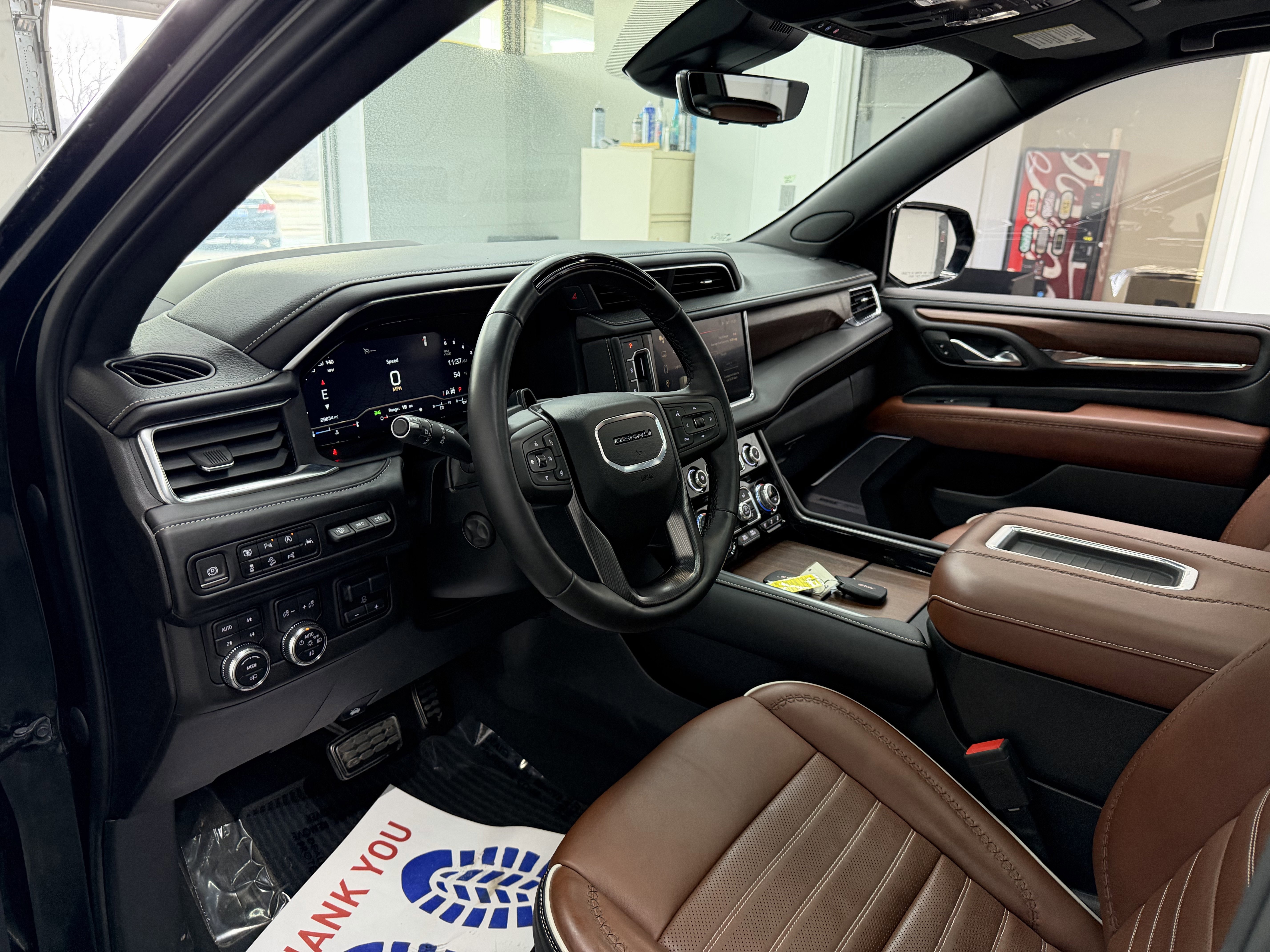 Used 2023 GMC Yukon XL Denali Ultimate w/ LPO, Floor Liner Package image 17