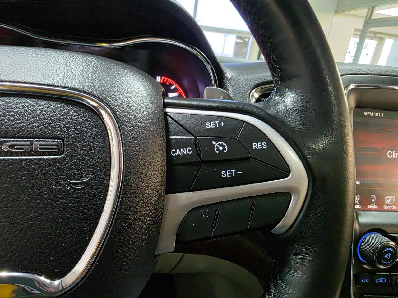 Used 2015 Dodge Durango Limited image 33