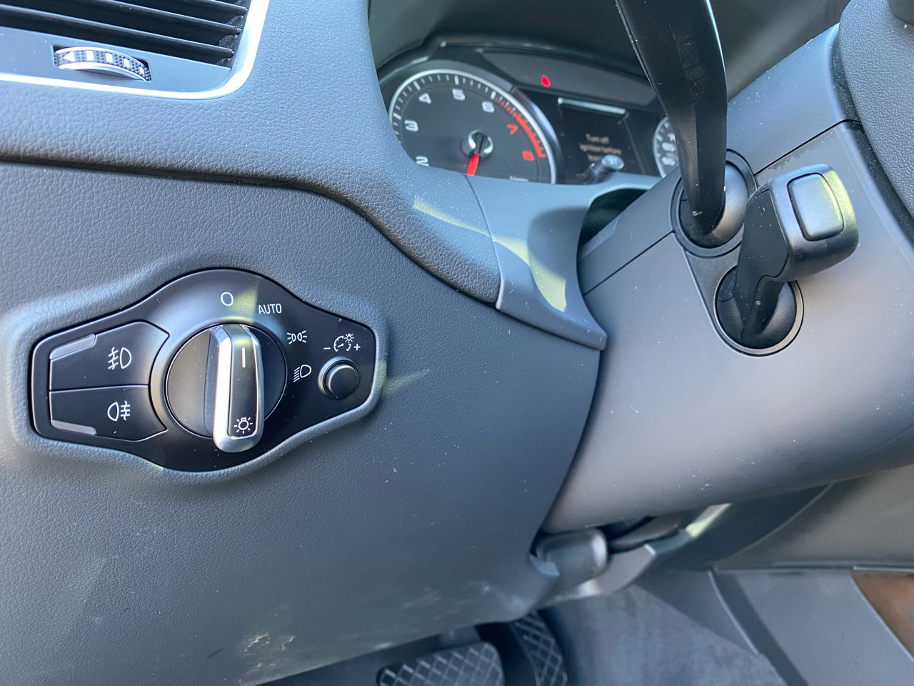 Used 2015 Audi Q5 3.0T Premium Plus w/ Technology Package image 31