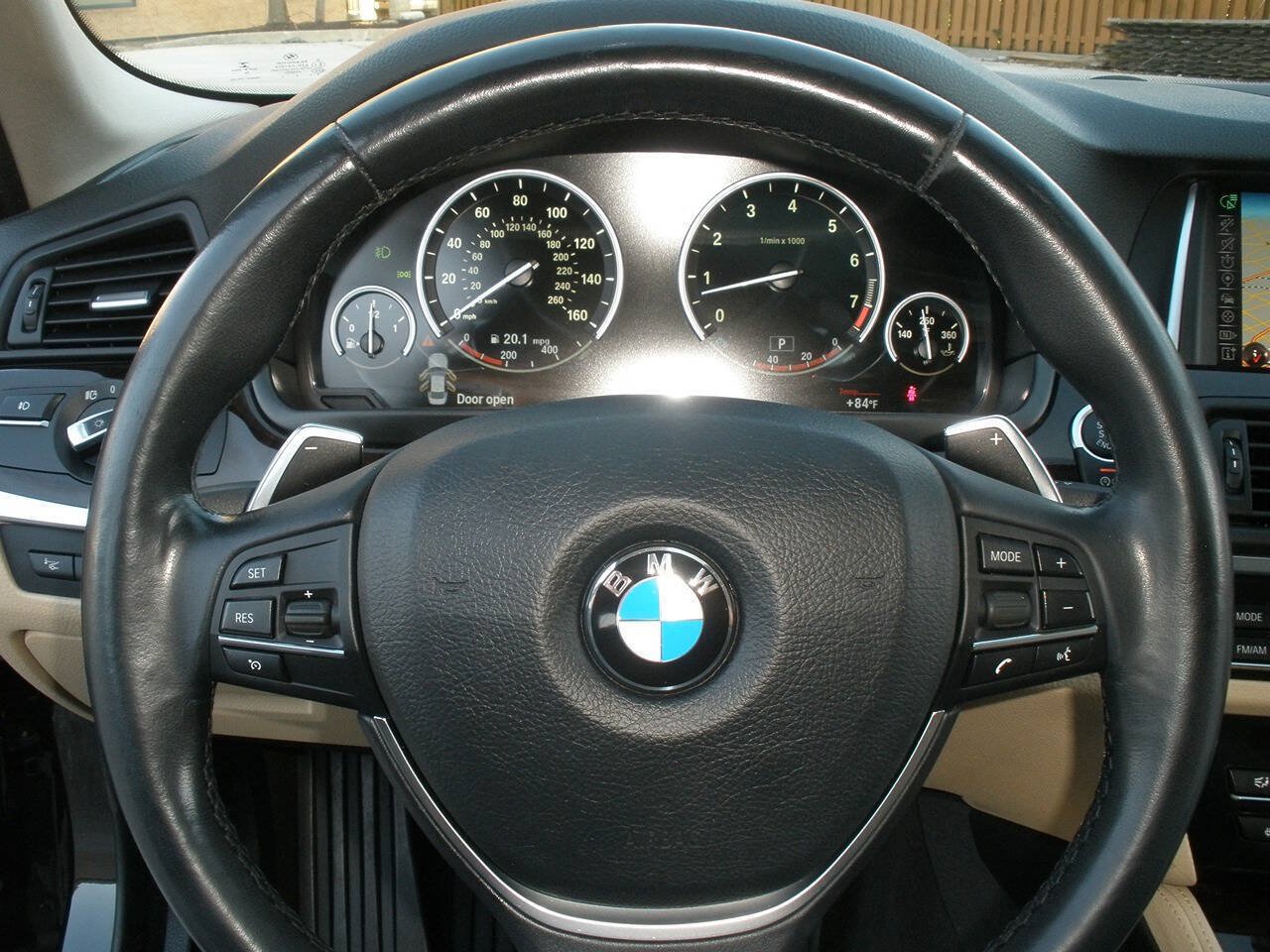 Used 2016 BMW 535i xDrive Sedan AWD/4WD image 38