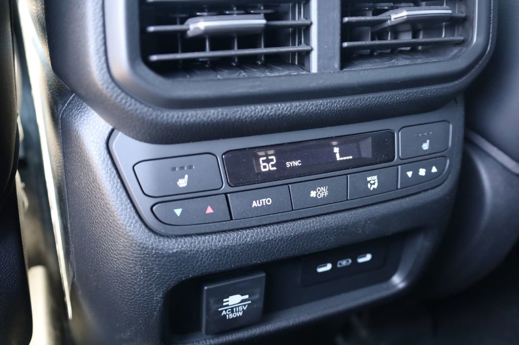 New 2025 Honda Pilot Black Edition image 31