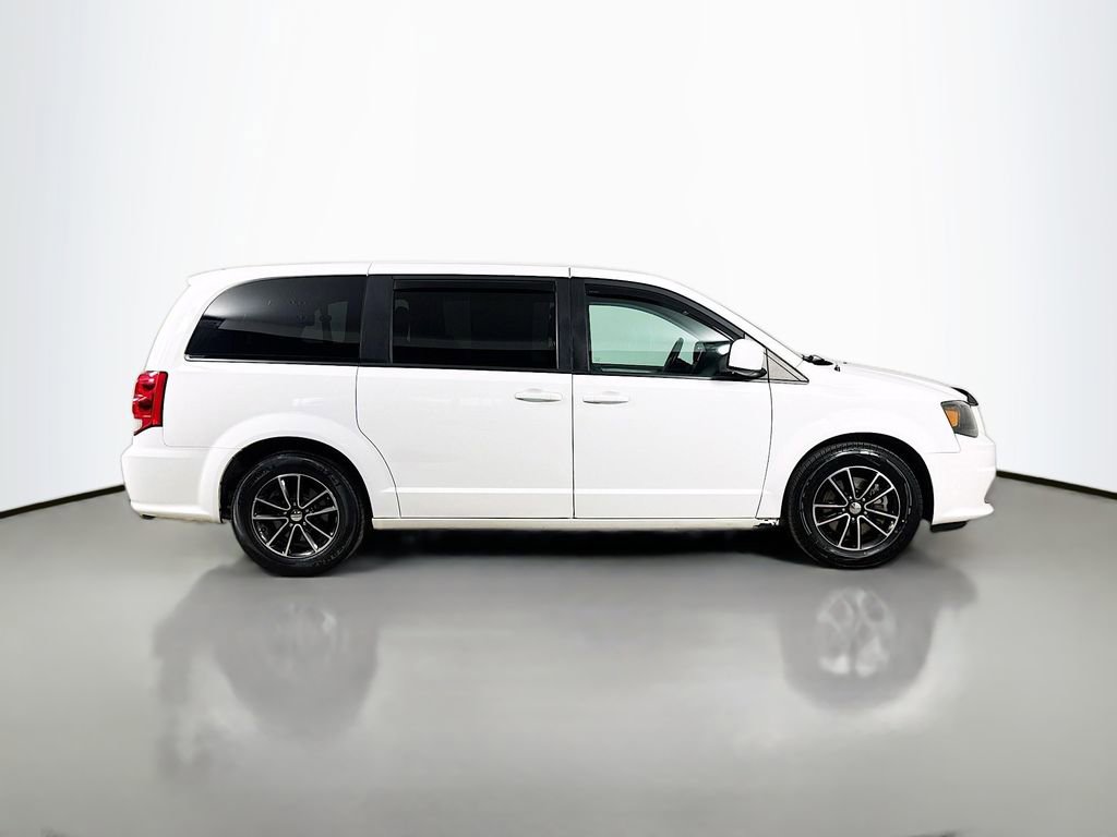 Used 2018 Dodge Grand Caravan GT FWD image 9