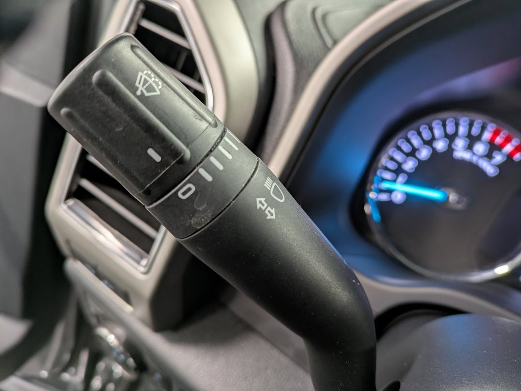 Used 2022 Ford F250 Lariat w/ Chrome Package image 18