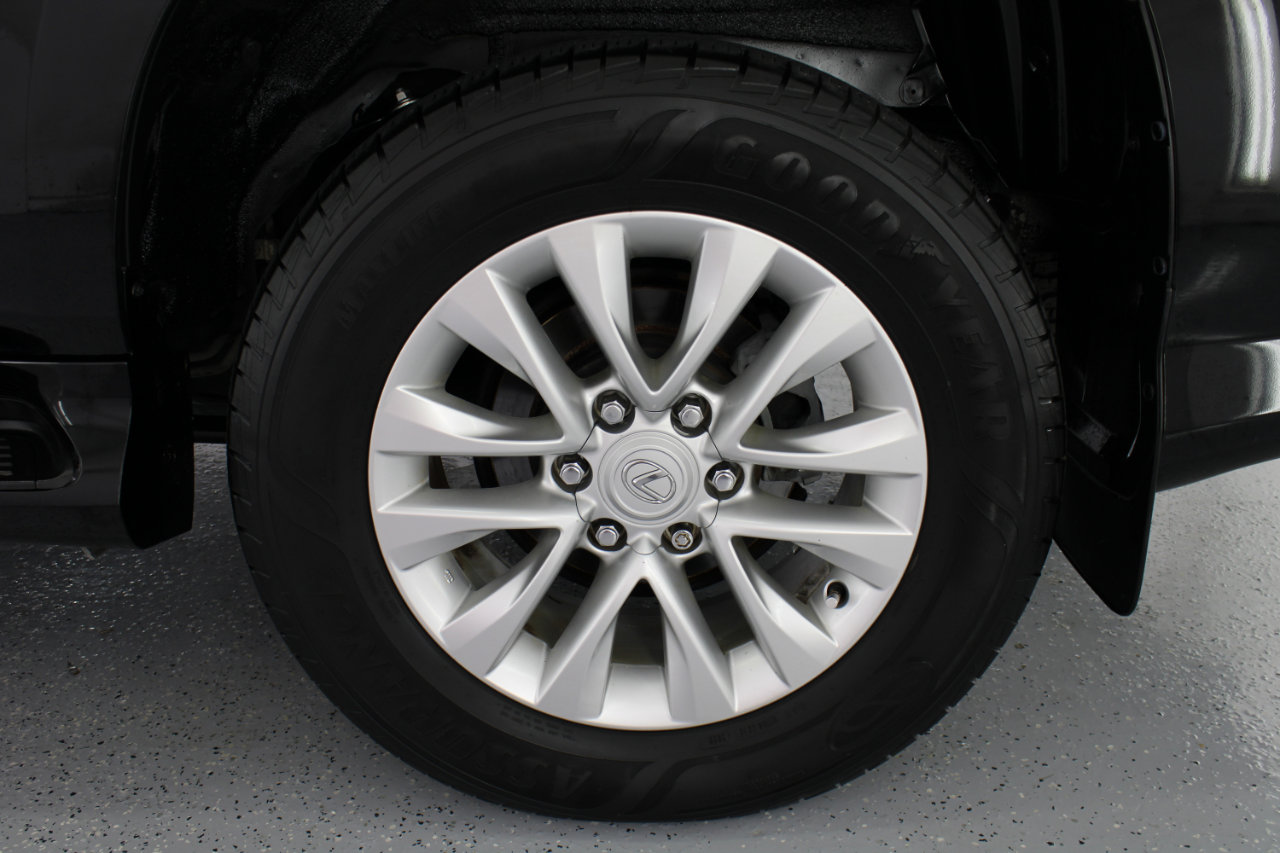 Used 2016 Lexus GX 460 w/ Premium Package image 79