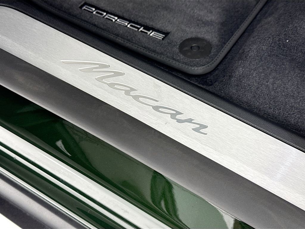 New 2026 Porsche Macan Electric image 13