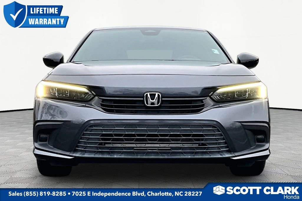 Used 2023 Honda Civic Sport image 2