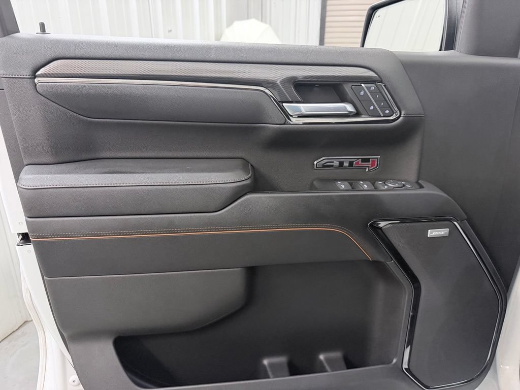 Used 2023 GMC Sierra 1500 AT4 AWD/4WD image 12