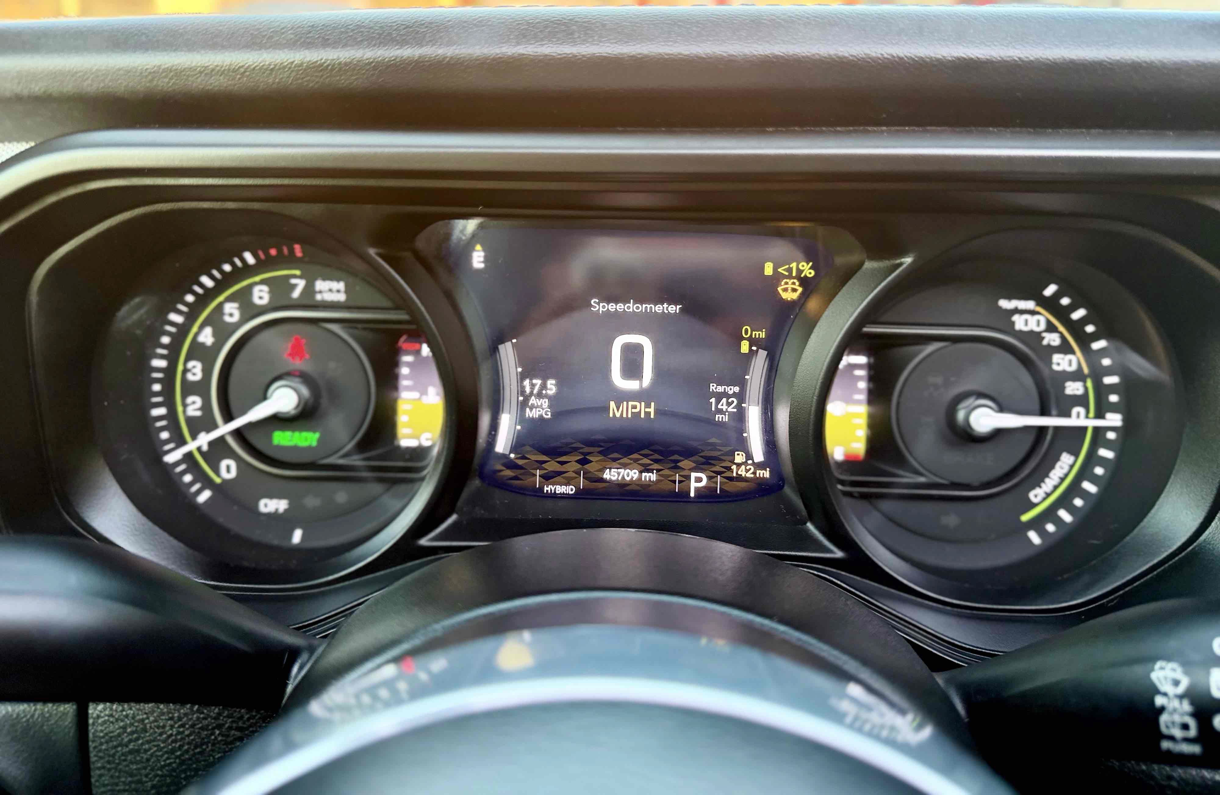 Used 2024 Jeep Wrangler Unlimited Sahara AWD/4WD image 43