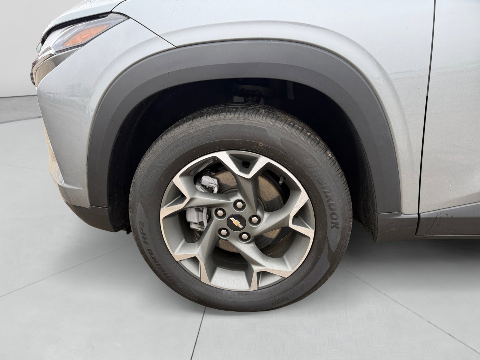 Used 2024 Chevrolet Trax LT image 14