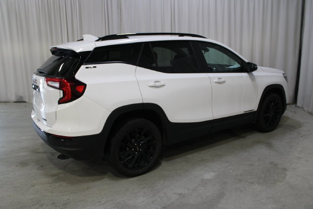 Used 2023 GMC Terrain SLE w/ Driver Convenience Package AWD/4WD image 28