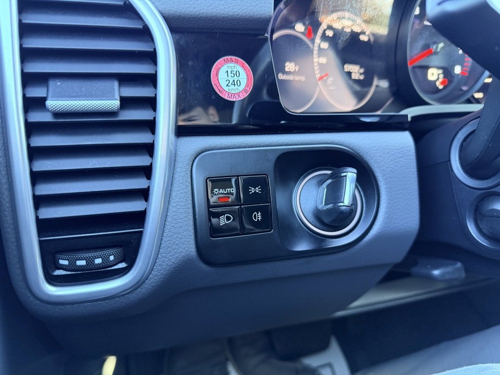 Used 2019 Porsche Cayenne image 25