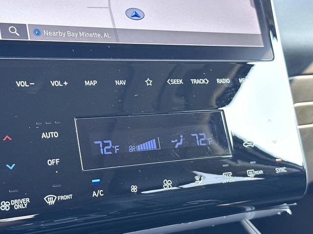 Used 2024 Hyundai Tucson Limited image 30