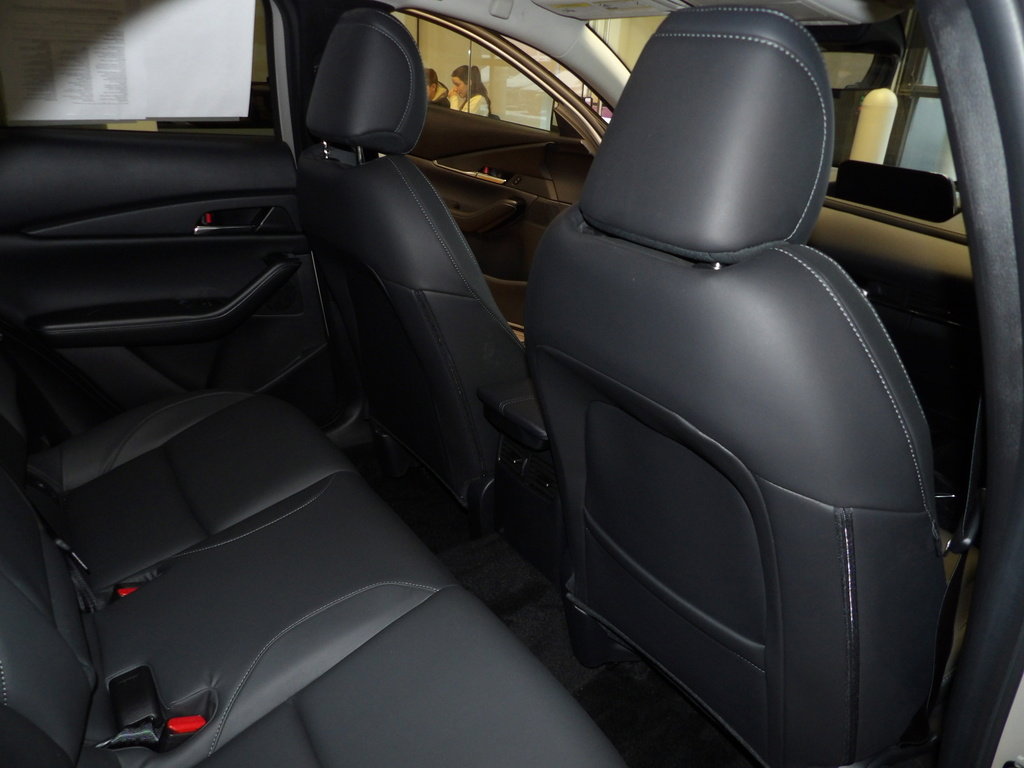 Certified 2023 MAZDA CX-30 AWD 2.5 S w/ Preferred Package image 16