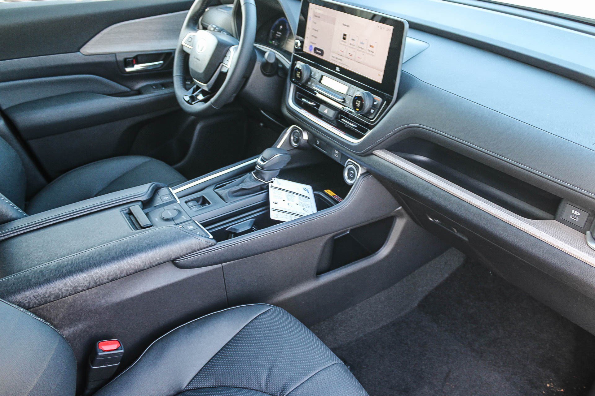 New 2026 Toyota Grand Highlander AWD Hybrid image 18