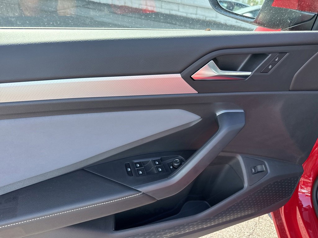 New 2026 Volkswagen Jetta SE FWD image 17
