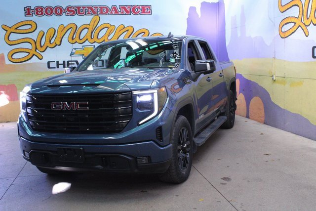 Used 2024 GMC Sierra 1500 Elevation w/ Elevation Premium Package image 2