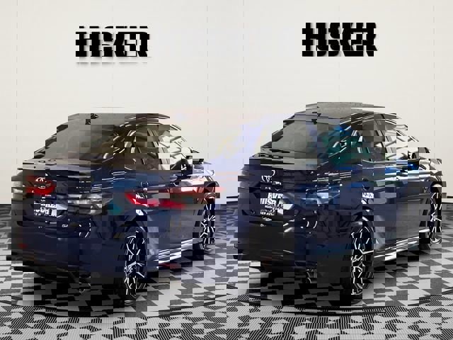 Used 2024 Toyota Camry SE image 9