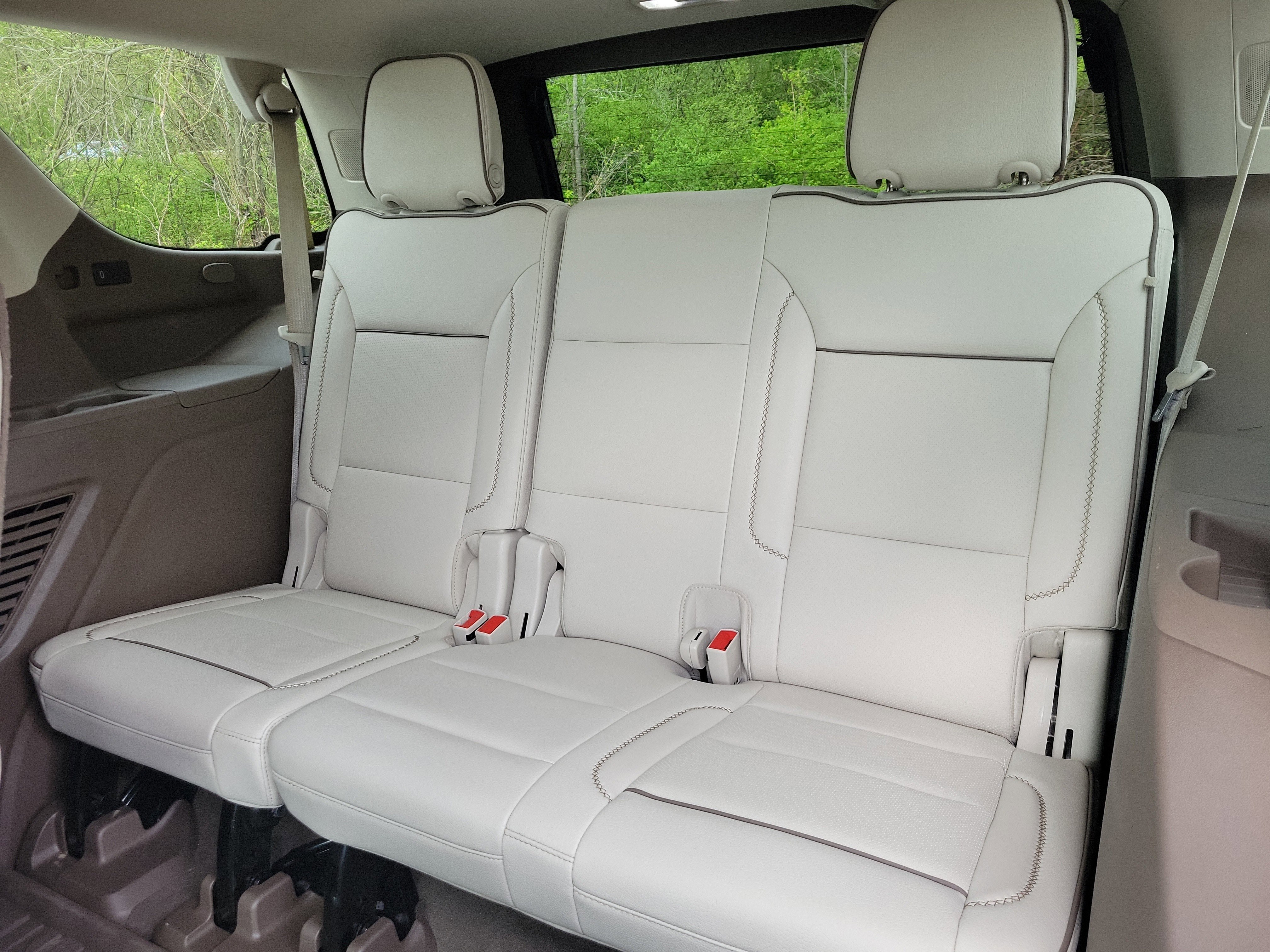 Used 2021 GMC Yukon Denali AWD/4WD image 17