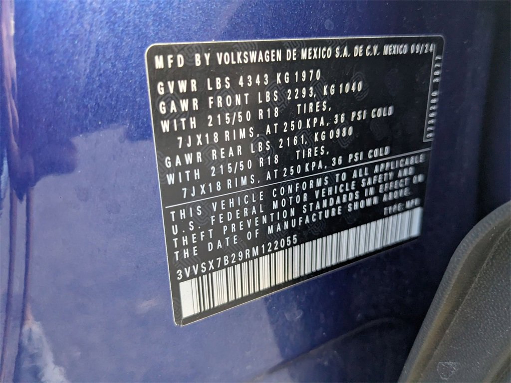 Used 2024 Volkswagen Taos SE image 34