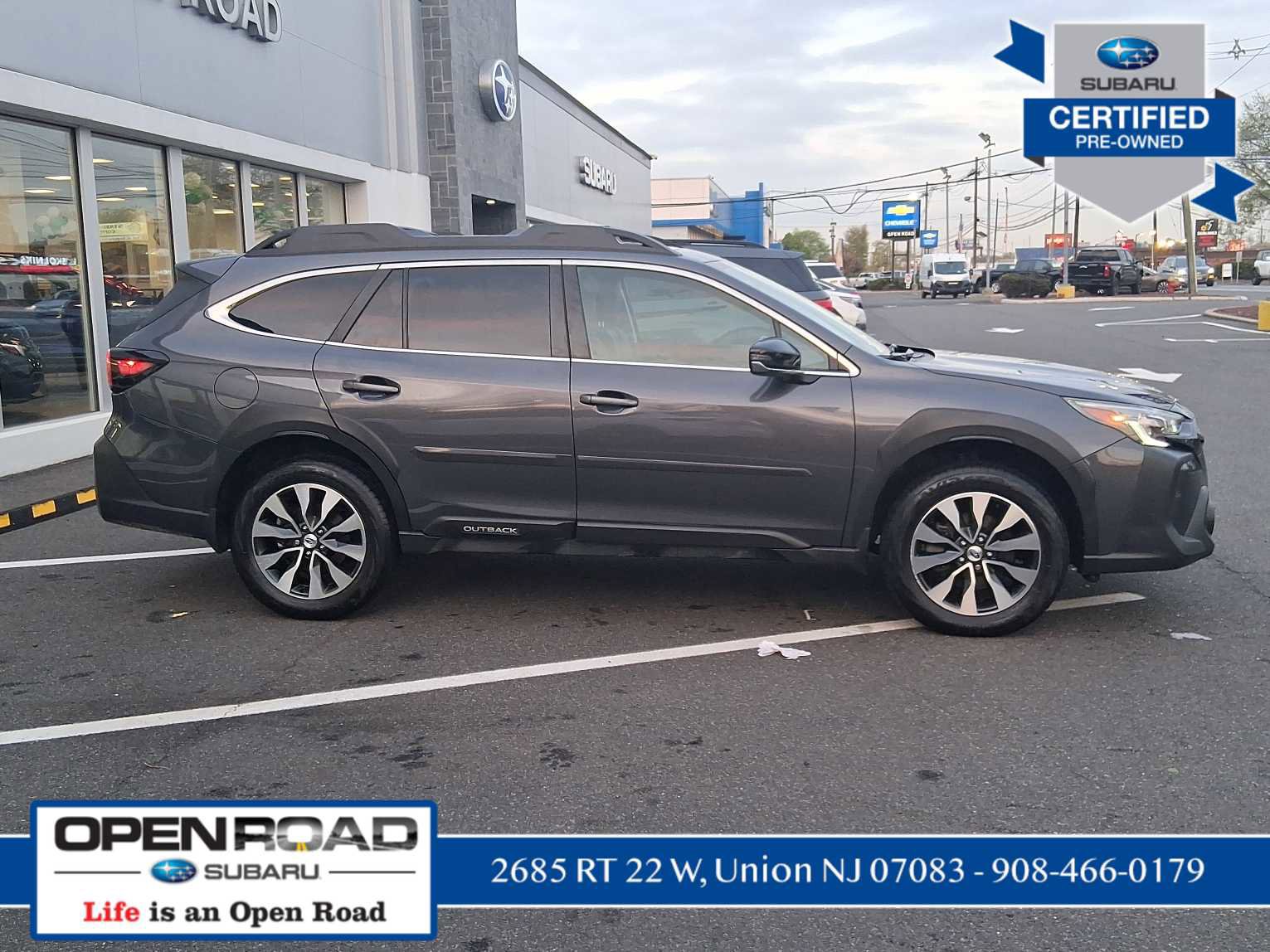 Used 2023 Subaru Outback Limited AWD/4WD image 8