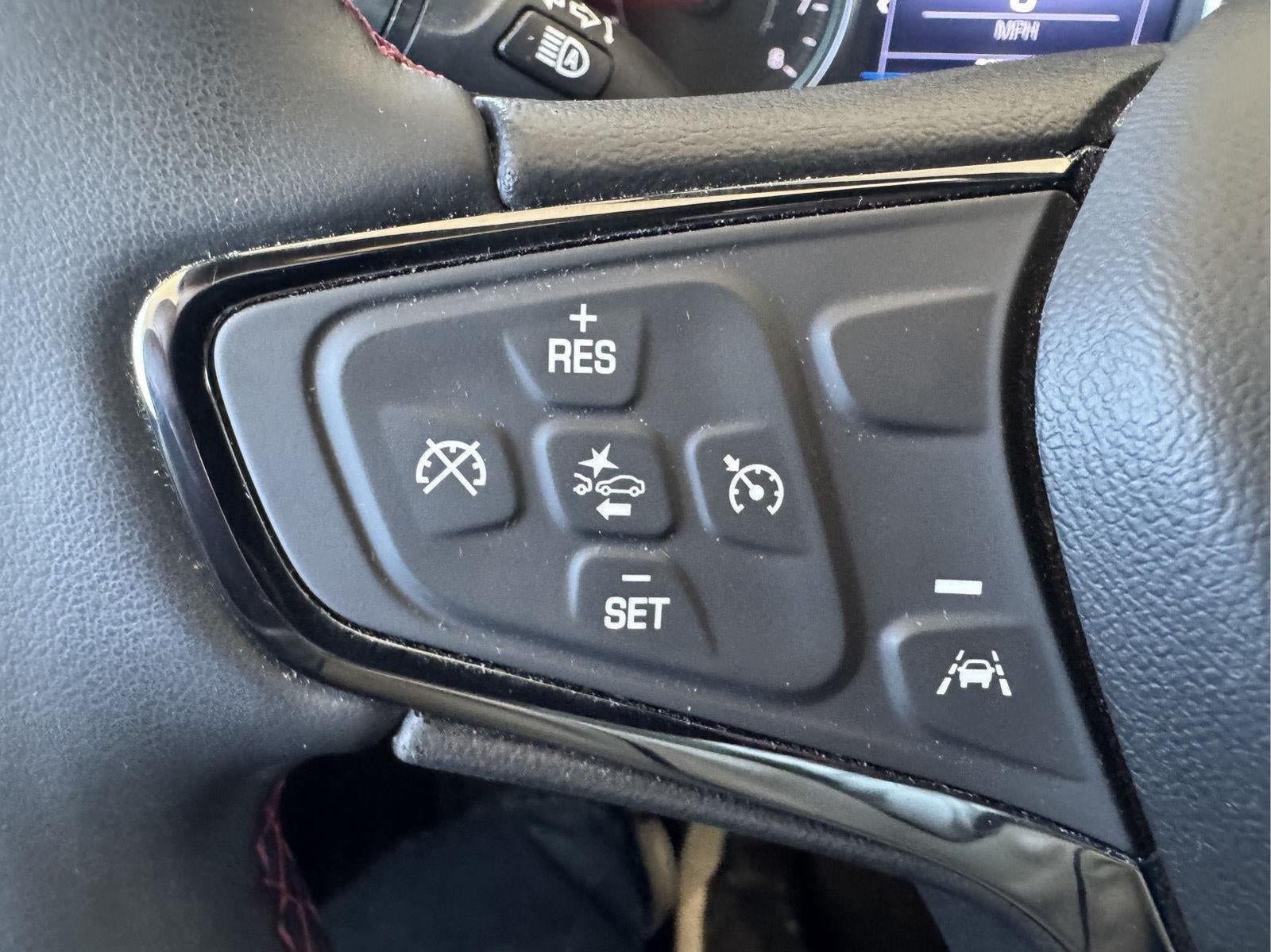 Used 2023 Chevrolet Equinox RS AWD/4WD image 12