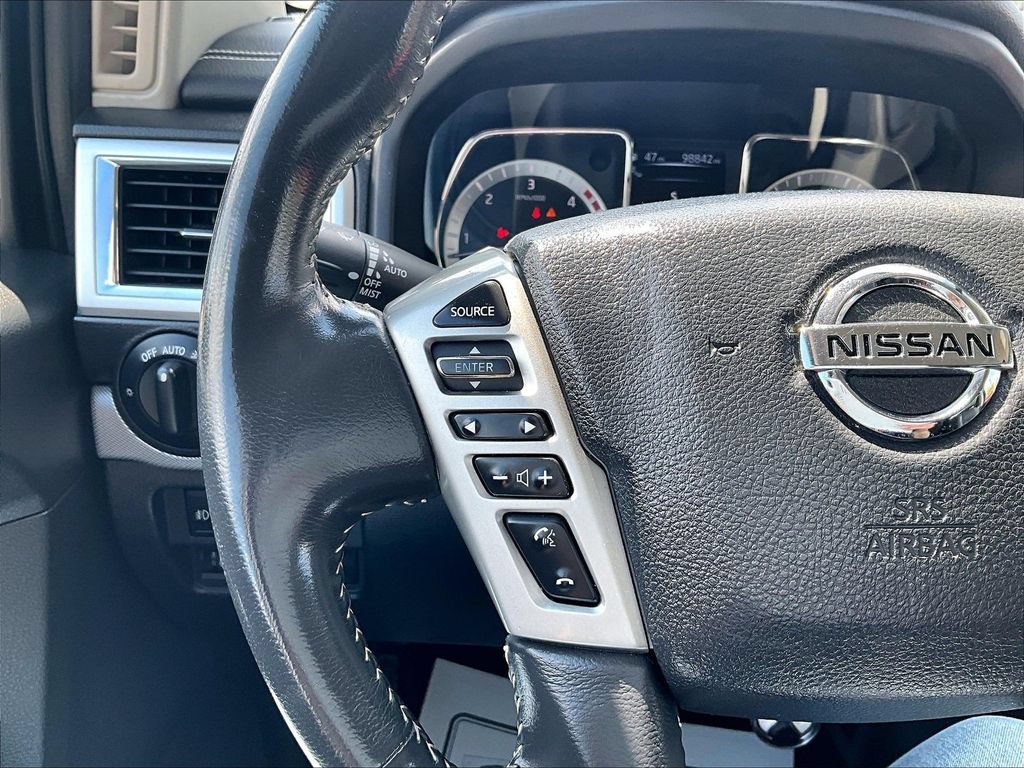 Used 2017 Nissan Titan PRO-4X AWD/4WD image 20