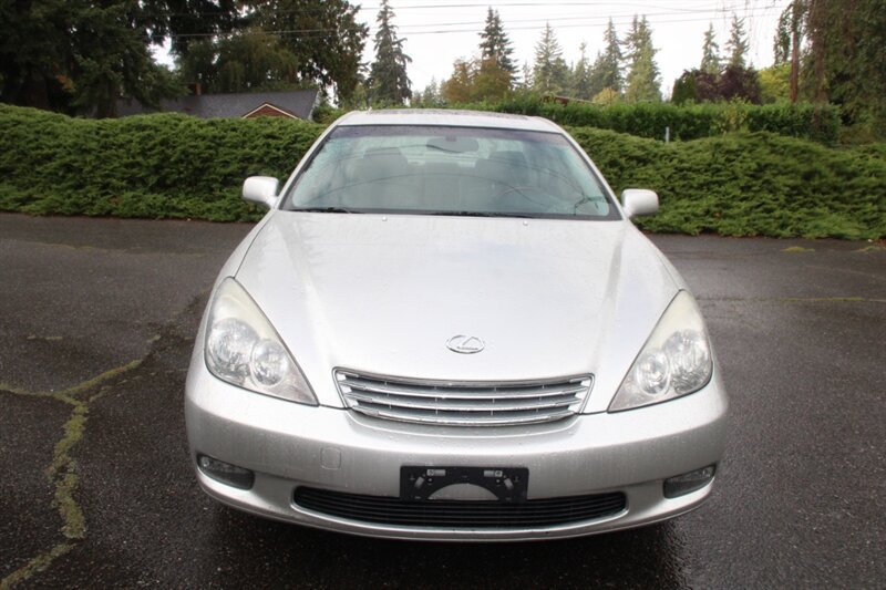 Used 2003 Lexus ES 330 w/ Premium Pkg FWD image 10