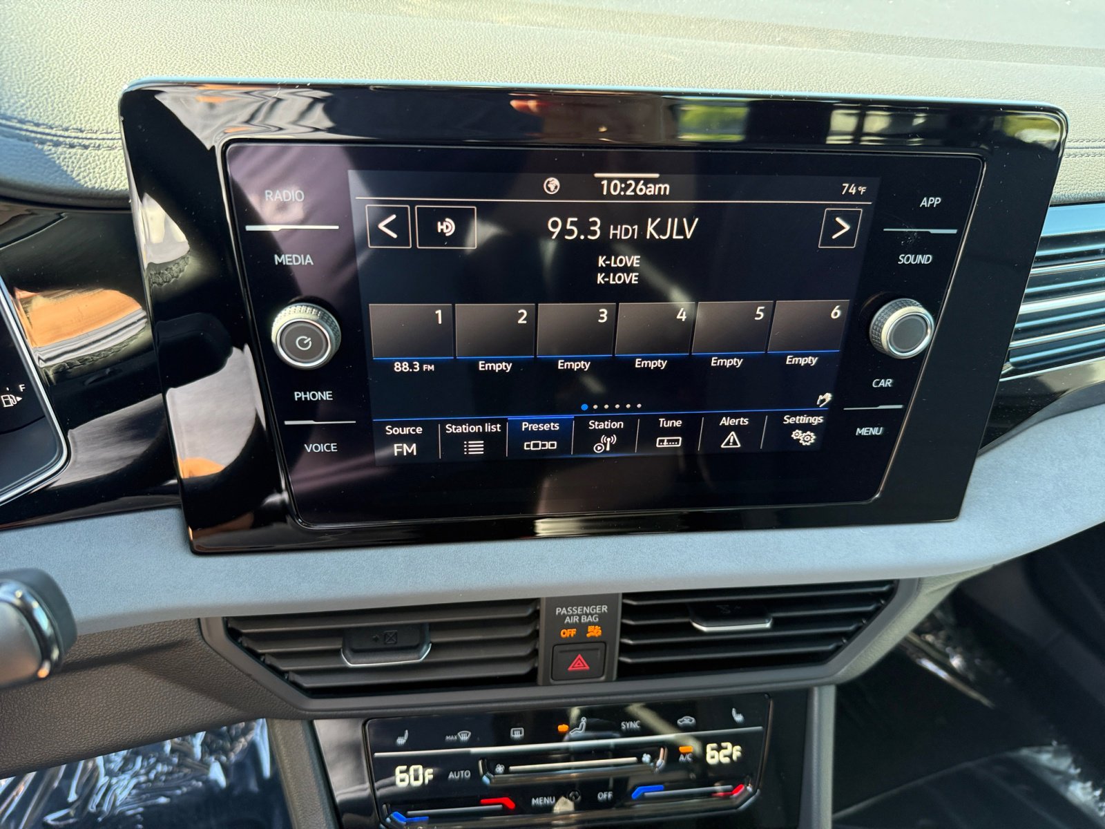 New 2025 Volkswagen Jetta SE image 12