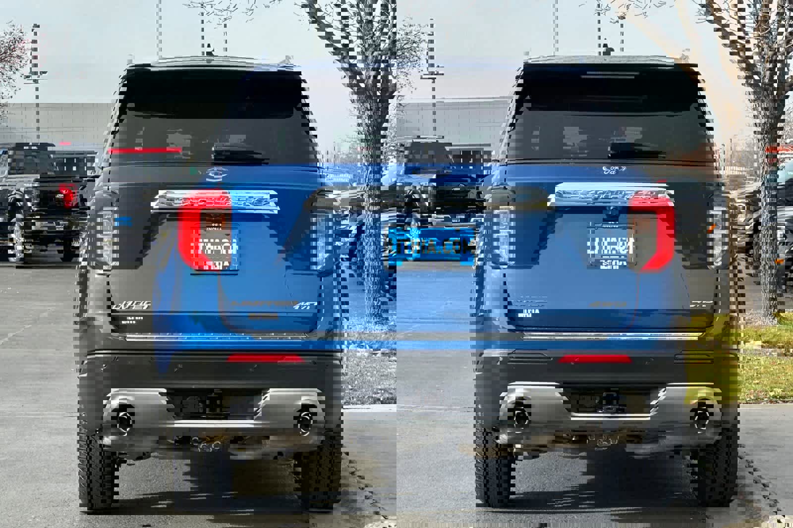 Certified 2022 Ford Explorer Limited w/ Equipment Group 301A image 7