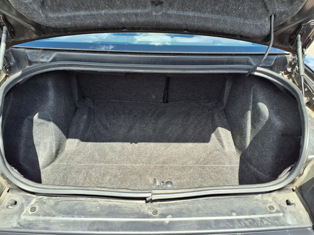 Used 2020 Dodge Challenger SXT RWD image 15