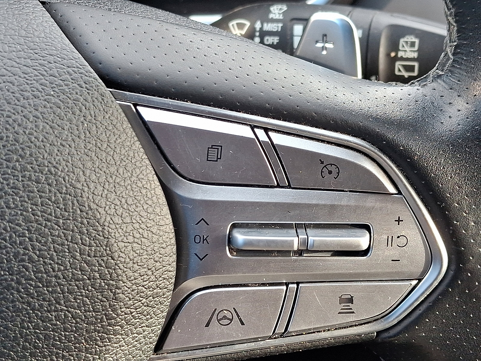 Used 2021 Hyundai Santa Fe Calligraphy image 24