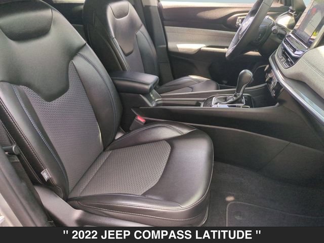 Used 2022 Jeep Compass Latitude AWD/4WD image 30