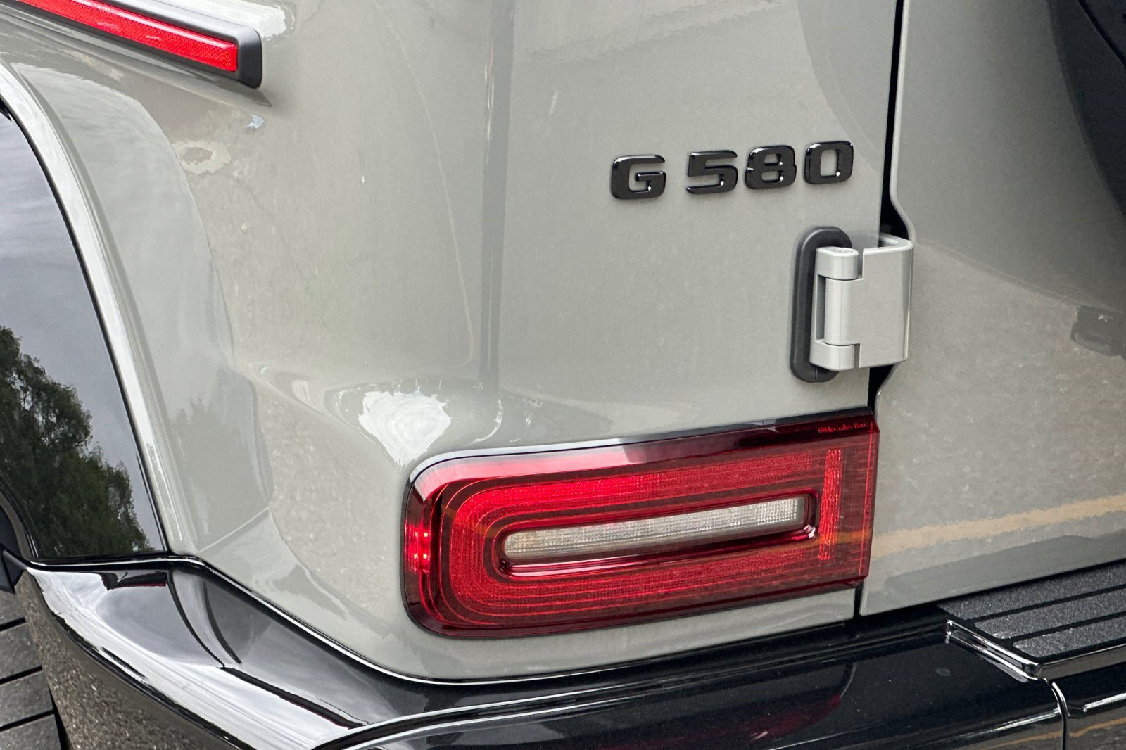 New 2027 Mercedes-Benz G 580 e image 26