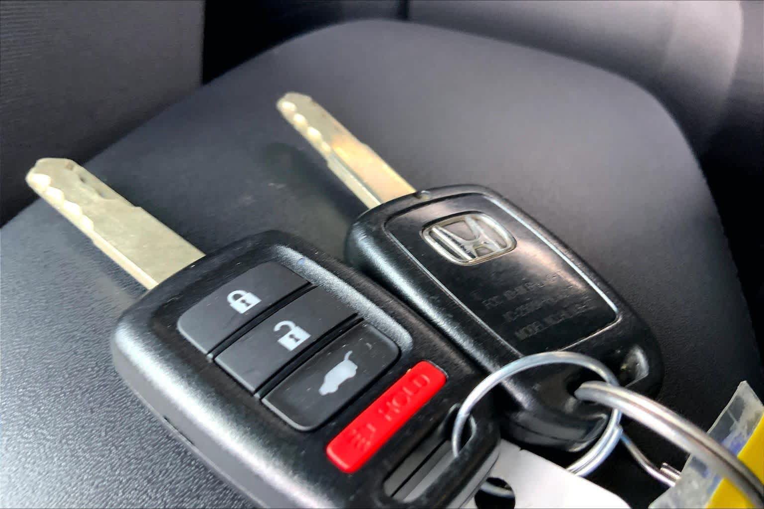 Used 2022 Honda HR-V Sport image 14