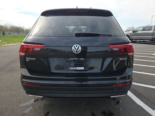 Used 2019 Volkswagen Tiguan SE AWD/4WD image 9