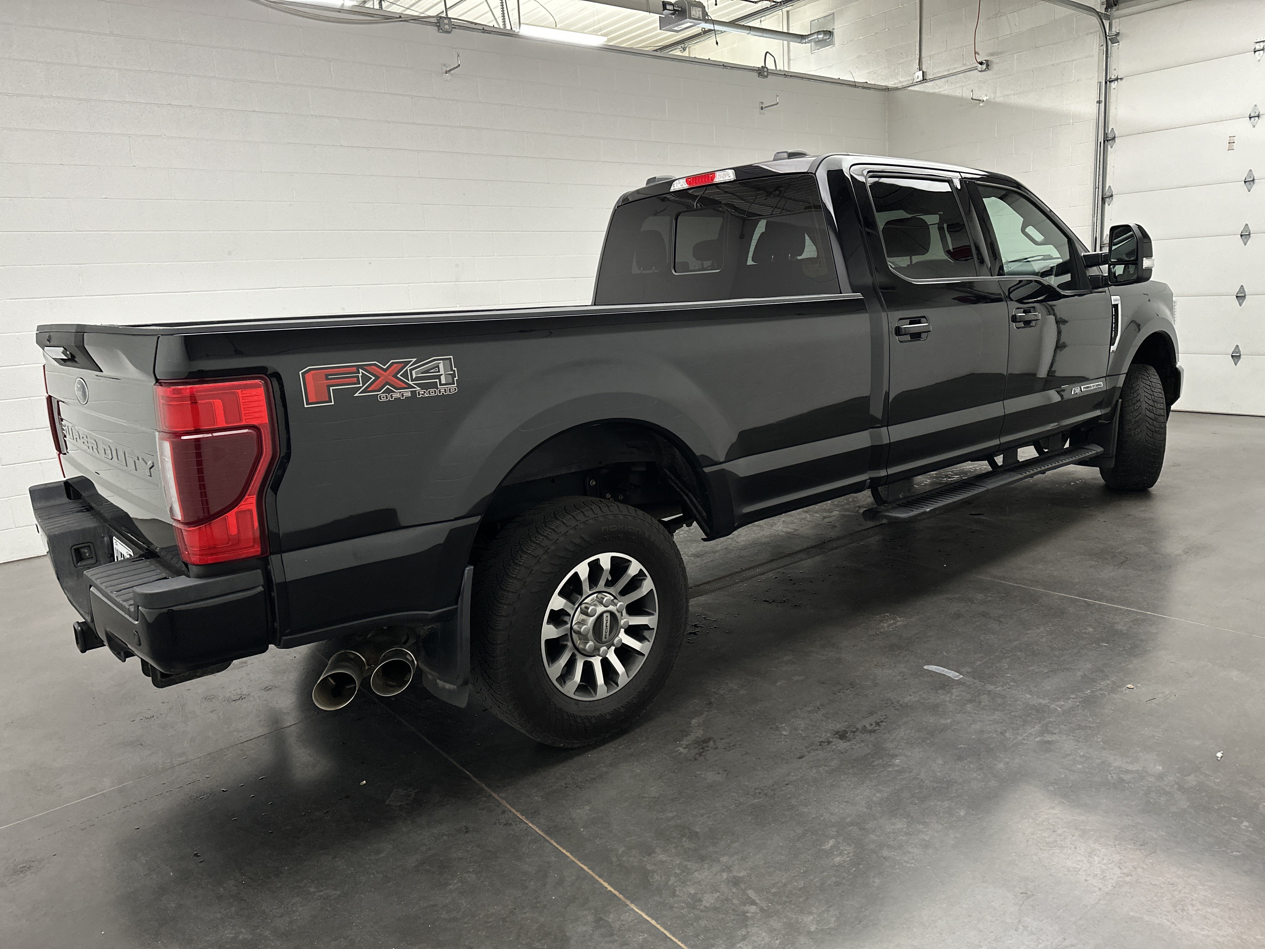 Used 2022 Ford F250 Lariat AWD/4WD image 10