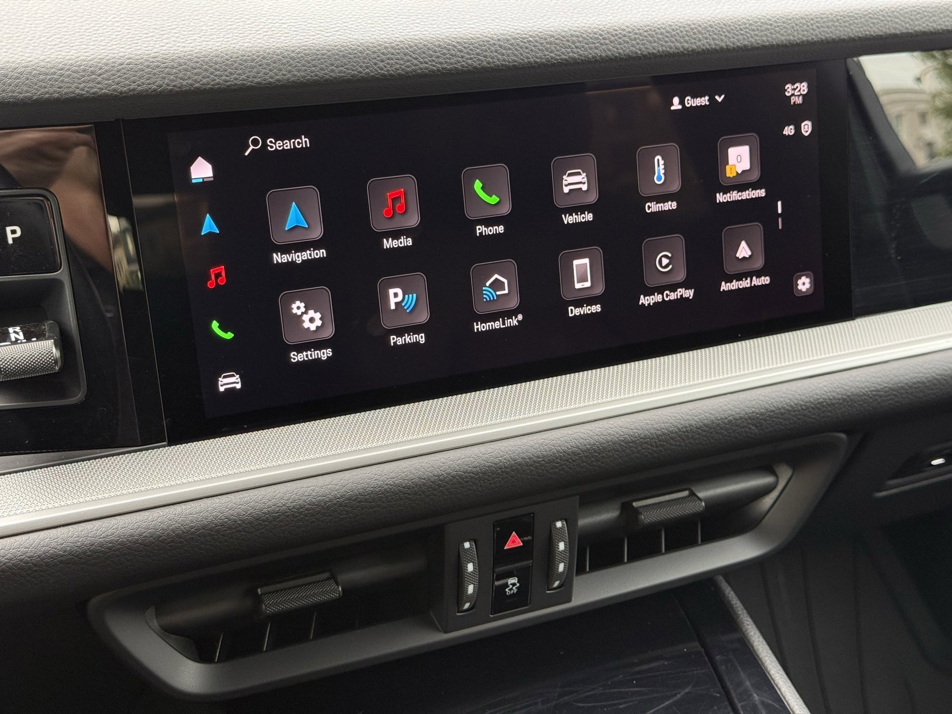 Certified 2024 Porsche Cayenne image 18