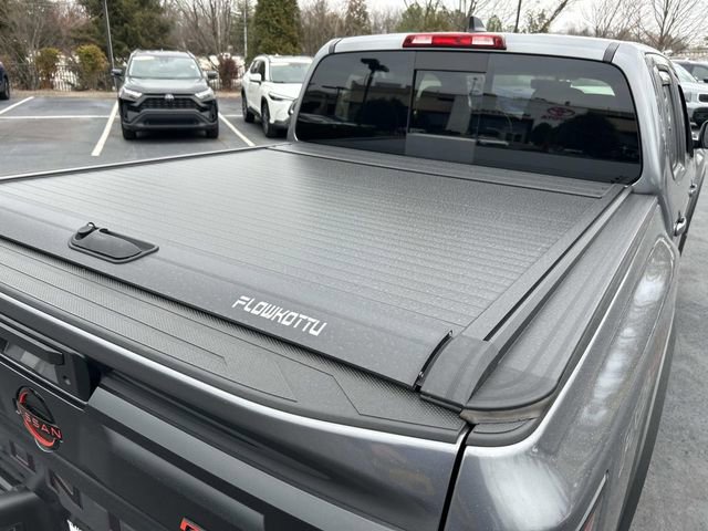 Used 2025 Nissan Frontier PRO-4X image 12