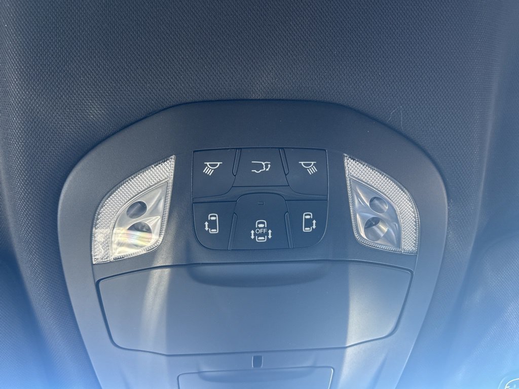 New 2026 Chrysler Pacifica Select w/ S Appearance Package AWD/4WD image 37