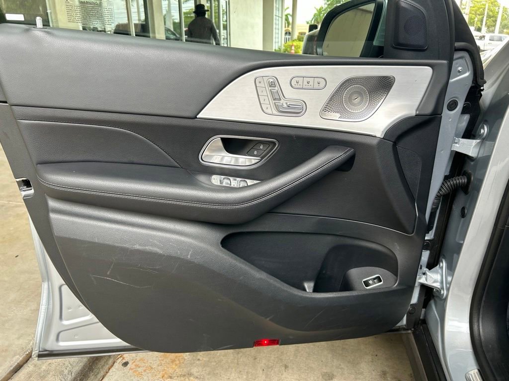 Used 2025 Mercedes-Benz GLE 350 4MATIC image 40