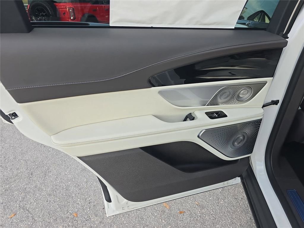 New 2026 Lincoln Nautilus Black Label image 9